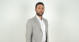 Muhtar adayı Yaşar Kula halkının yeni yılını kutladı.