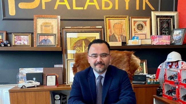 AK Parti Kula İlçe Başkanı Ahmet PALABIYIK, Mevlid Kandili dolayısıyla mesaj yayımladı.