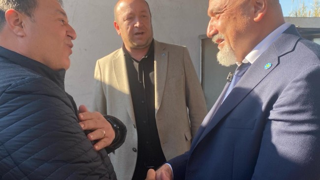 Özcan Ahmetli’de Vatandaş, Esnaf ve Çiftçilerle Buluştu